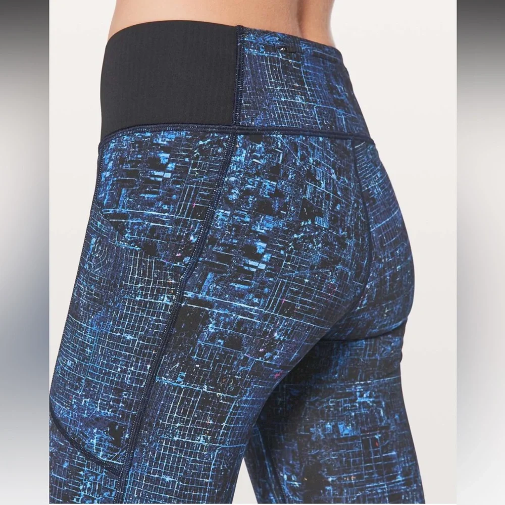 Lululemon Keep Your Form Tight 25" - City Lights Multi Black / Black - Size 2 - Picture 5 of 13